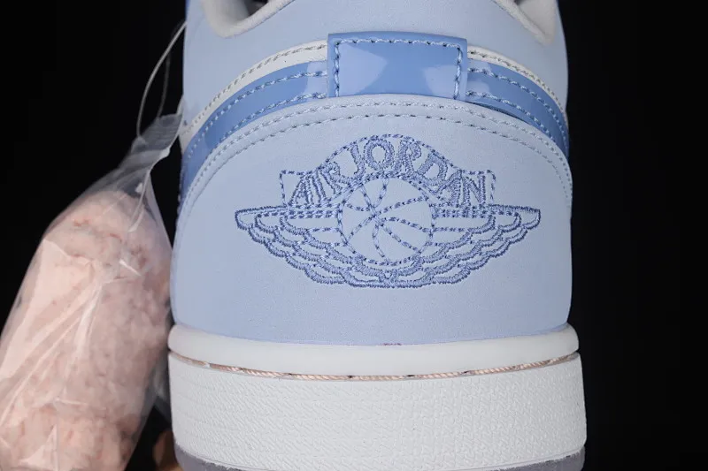 All categories Air Jordan Jordan series basketball shoes Air Jordan 1 Low G version pure original Air Jordan 1 Low AJ1 Joe 1 haze blue low-top retro culture basketball shoes DM5442-040